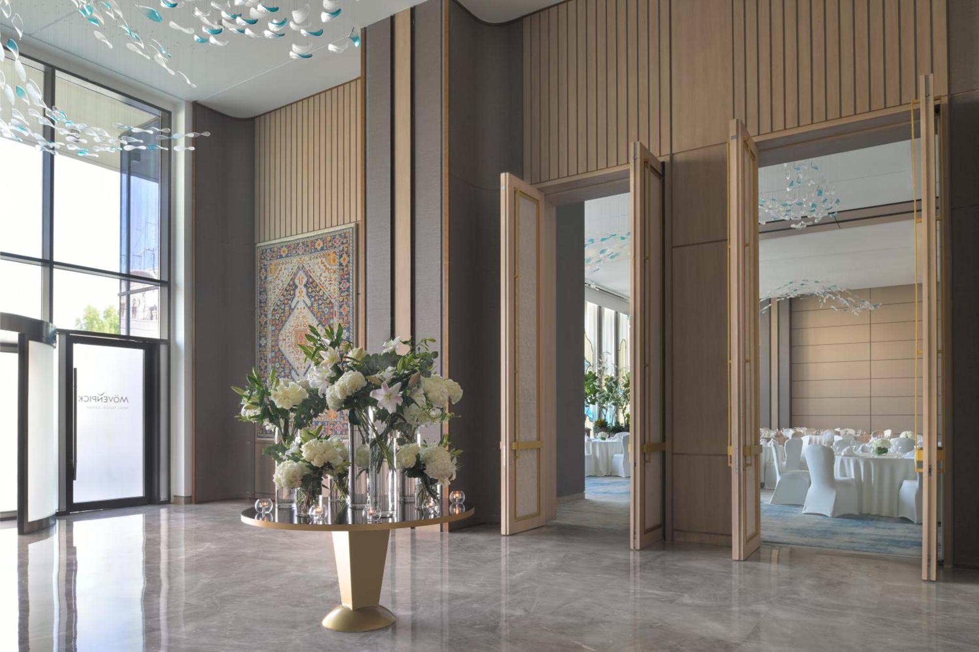 Moevenpick Hotel Tahlia Jeddah Exterior photo The Grand Ballroom