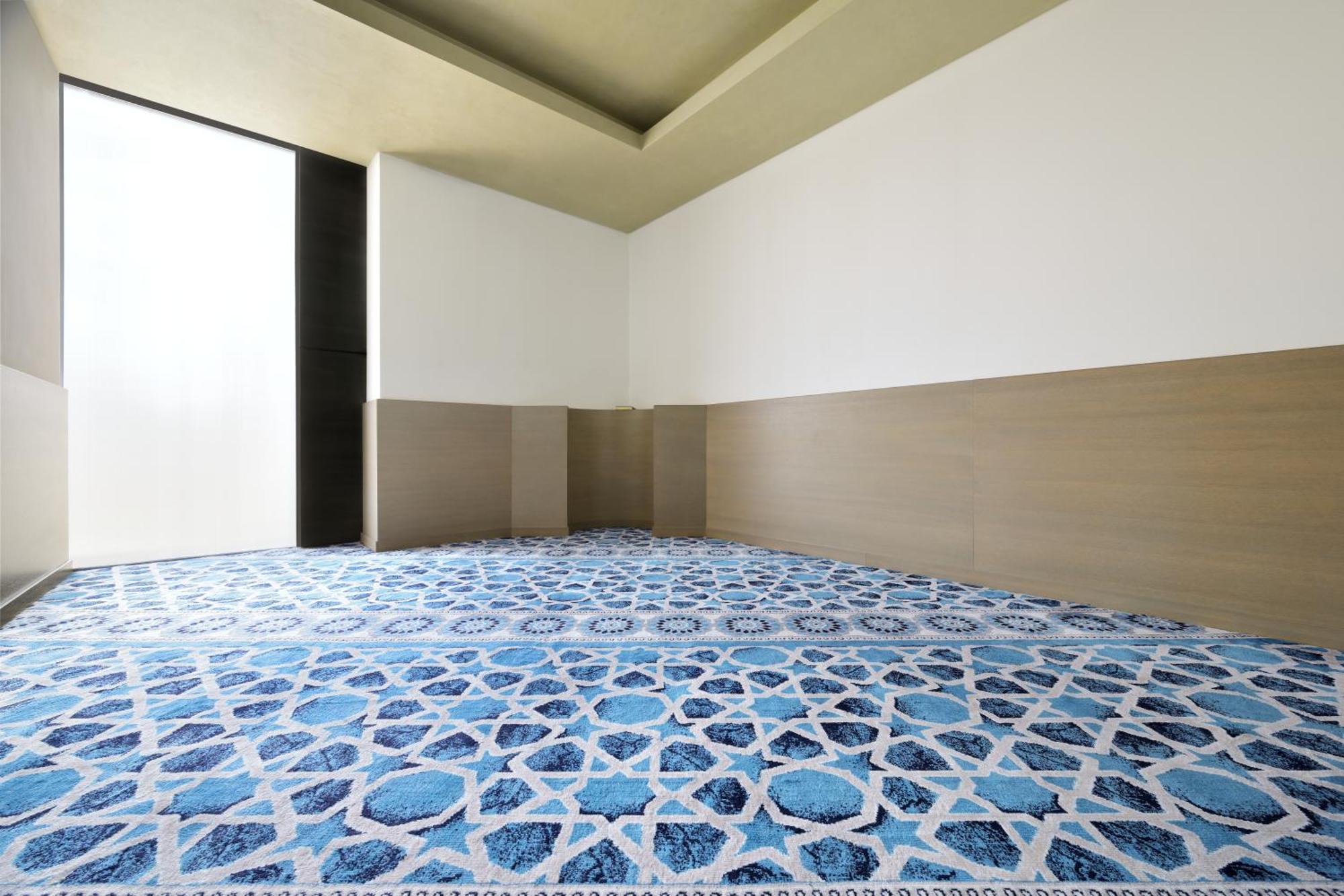 Moevenpick Hotel Tahlia Jeddah Exterior photo A carpet